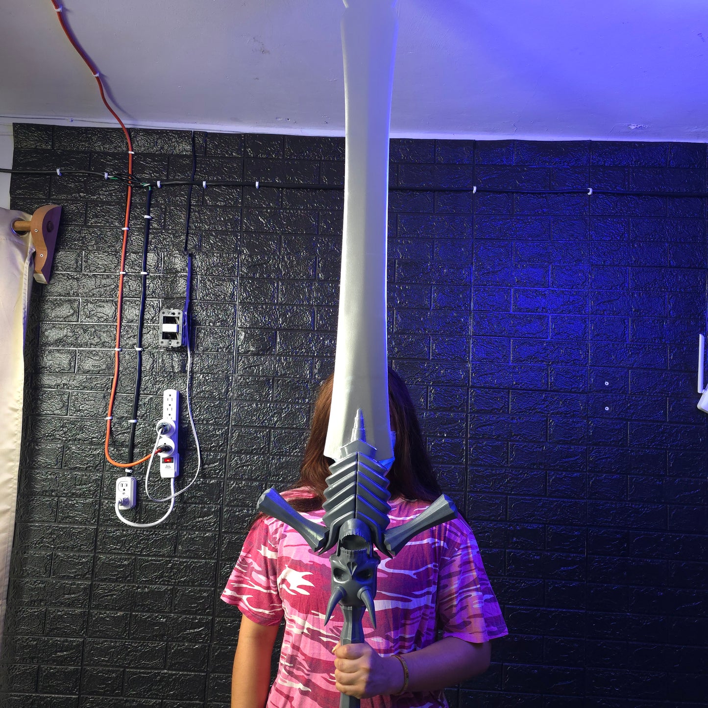 La espada rebellion de Dante DMC 1.5 metros impresa en 3D