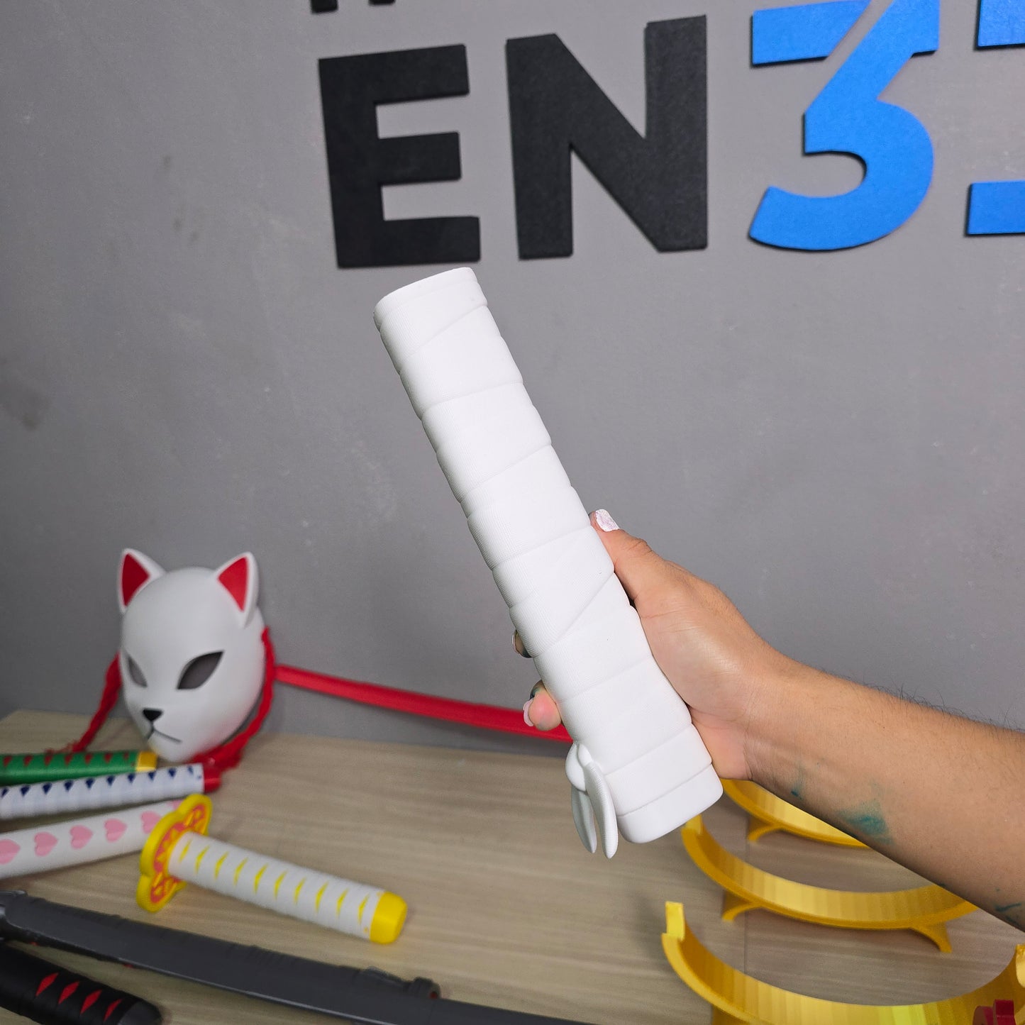 Katana de plastico retráctil de Inosuke Demon Slayer