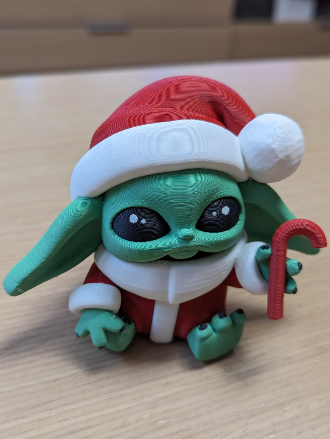 Baby yoda navideño impreso en 3D