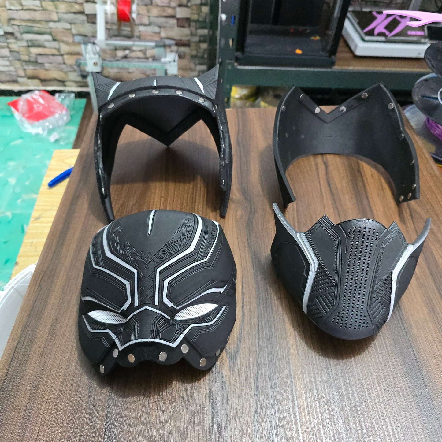 Casco de Black Panther magnetico impreso en 3D