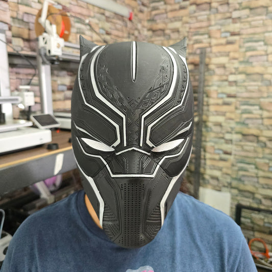 Casco de Black Panther magnetico impreso en 3D