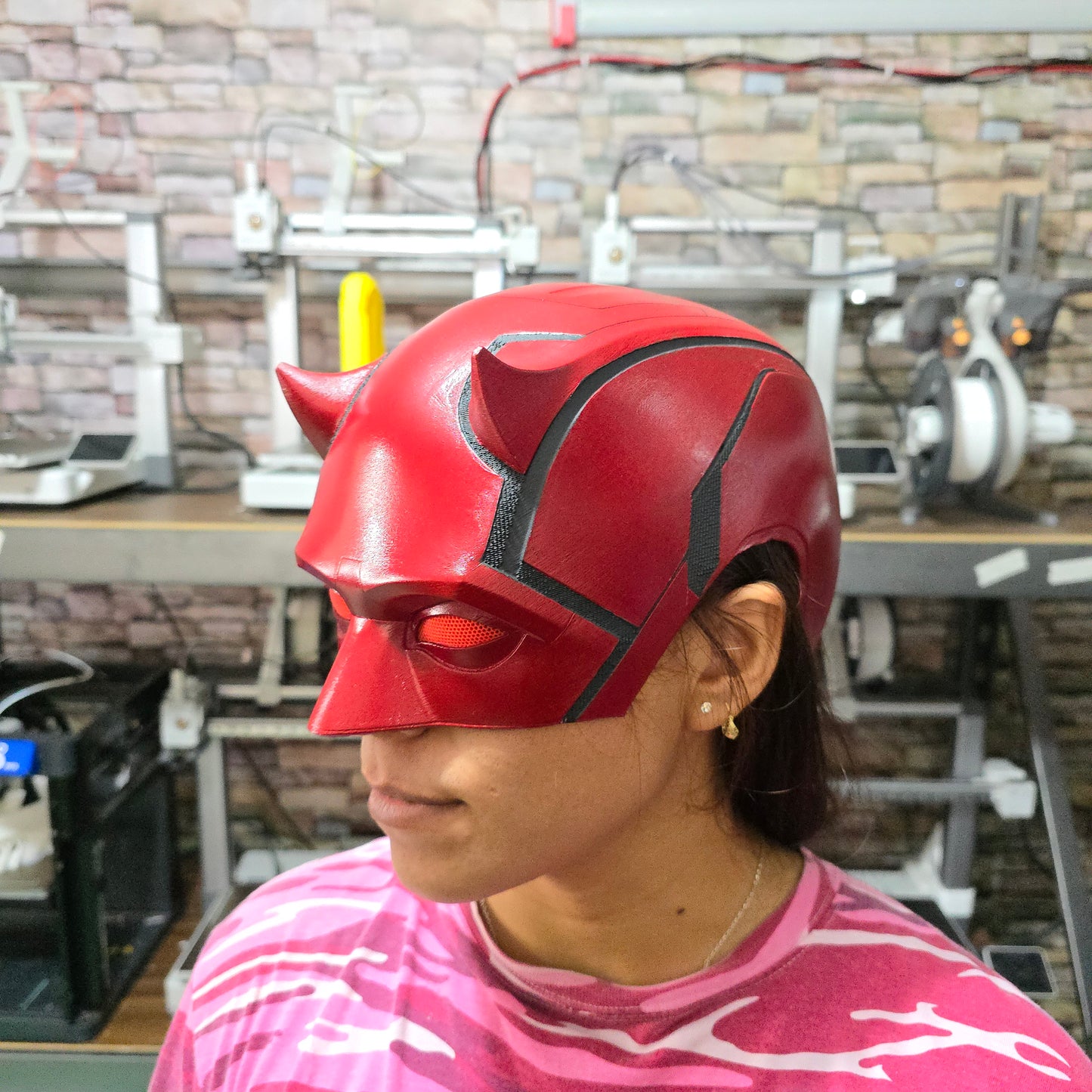 Casco de Daredevil magnético impreso en 3D