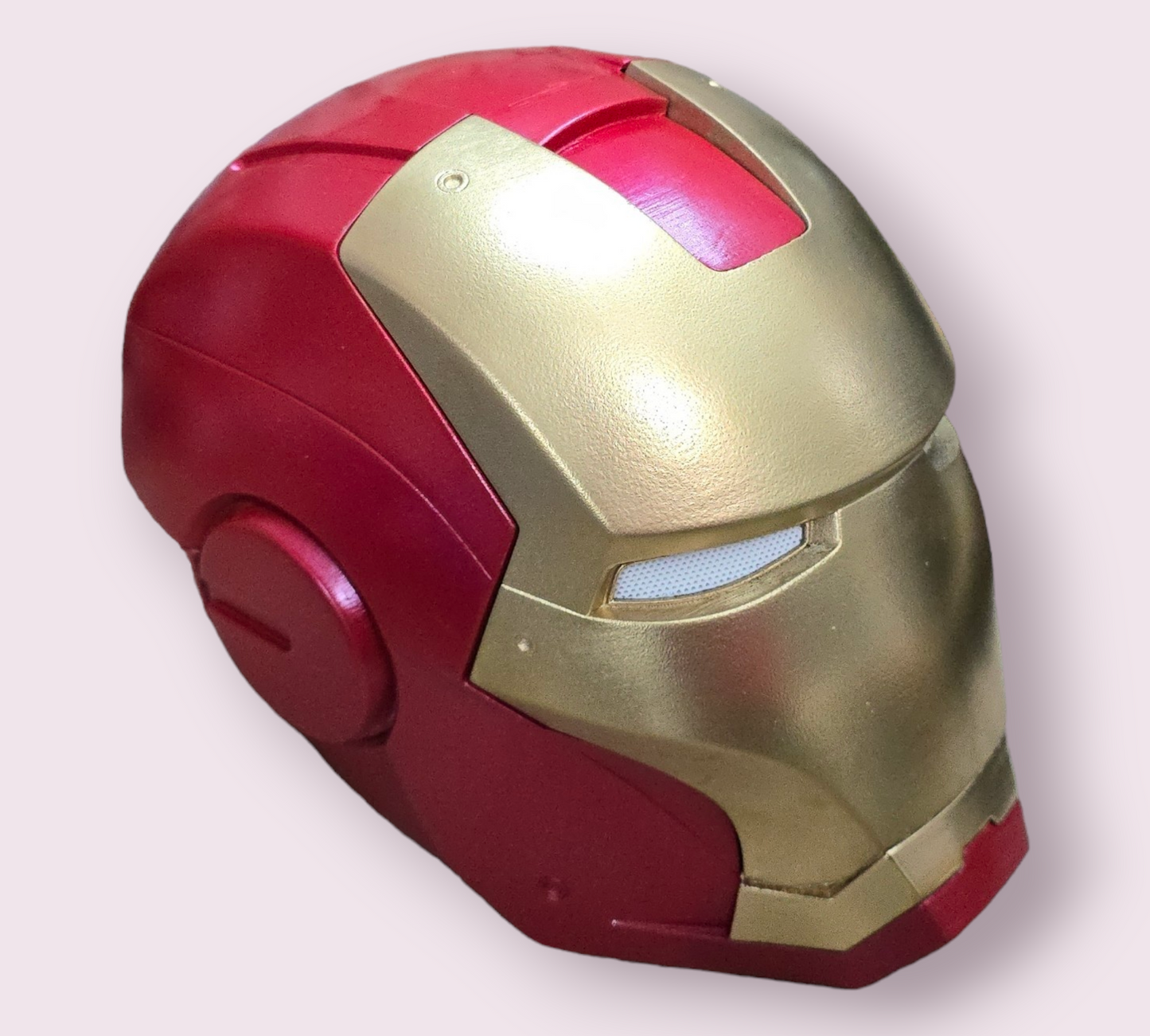 Casco de Iron Man magnetico impreso en 3D