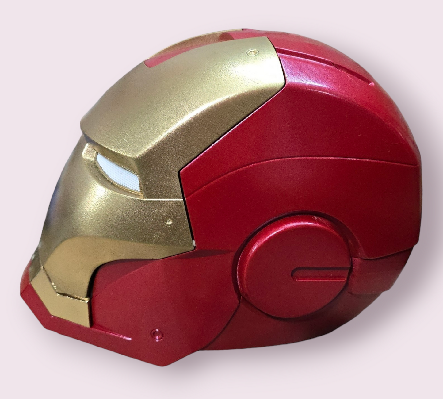 Casco de Iron Man magnetico impreso en 3D