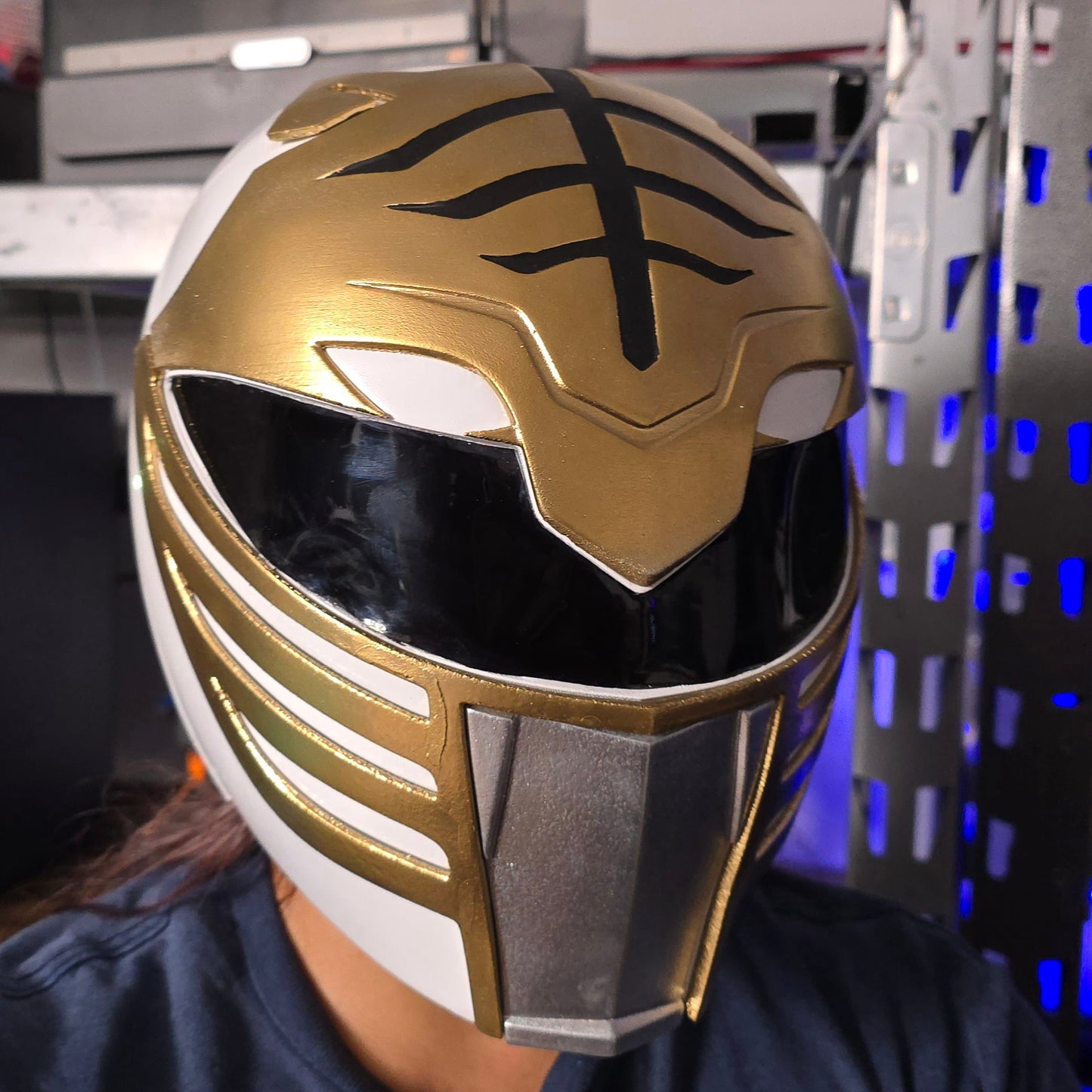 Mascara magnética del White Ranger impresa en 3D